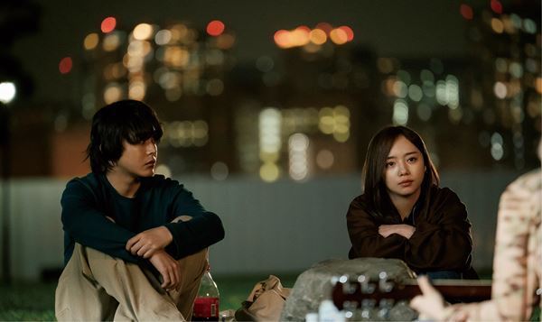 齊藤京子主演『恋愛裁判』アイドル＆ひとりの女性としての姿を捉えた新たな場面写真一挙16点公開