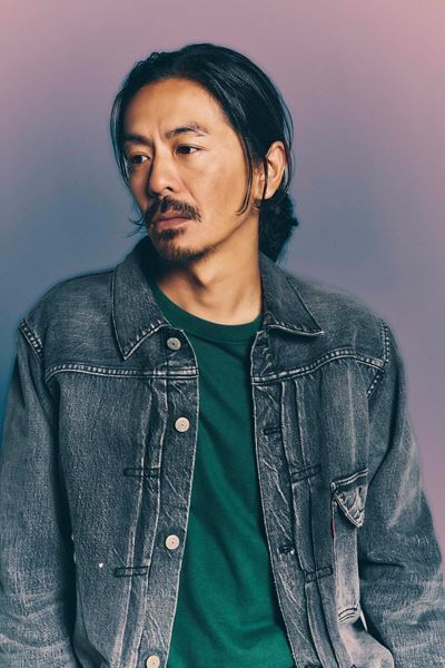 青年の心の葛藤を演じて、森田剛が現代社会に問いかける――舞台『ヴォイツェック』