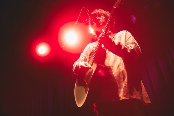 森 大翔2MANライブ『響演』　崎山蒼志を迎えた『響演』は個性が光るガチな弾き語りツーマンだった