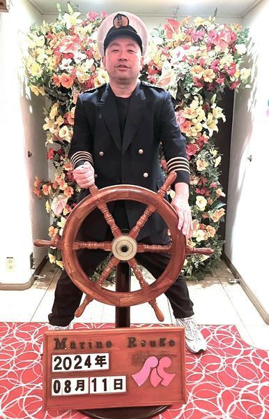 名作あるあるに拍手喝采の嵐！ レイザーラモンRG、50歳記念企画第1弾「マリーンルージュであるあるクルーズ」出航