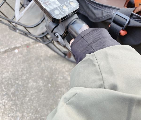 ワークマン、「最強撥水パーカー」が凄すぎる！　ダウン級にあったかくて機能性もバツグン