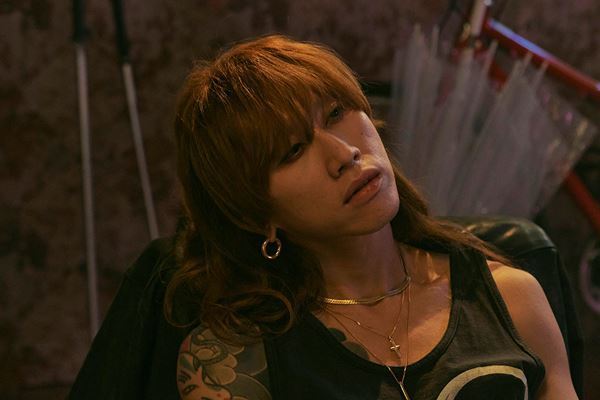 Snow Man佐久間大介、SUPER BEAVER渋谷龍太らの出演が決定　北川景子主演『ナイトフラワー』新特報＆場面写真公開