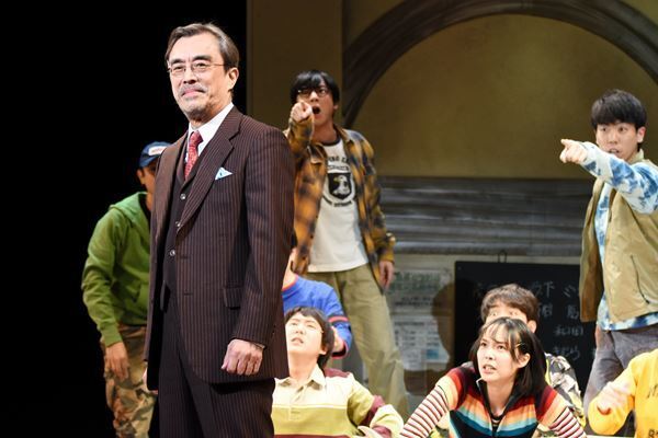 石黒賢が「頼り甲斐がある」と岡本圭人を絶賛　舞台『反乱のボヤージュ』開幕