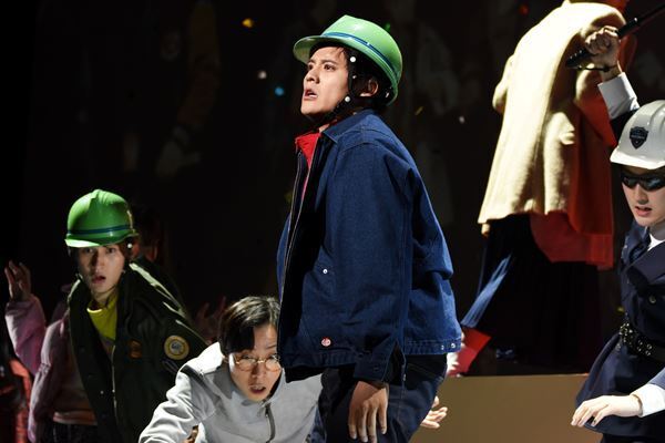 石黒賢が「頼り甲斐がある」と岡本圭人を絶賛　舞台『反乱のボヤージュ』開幕