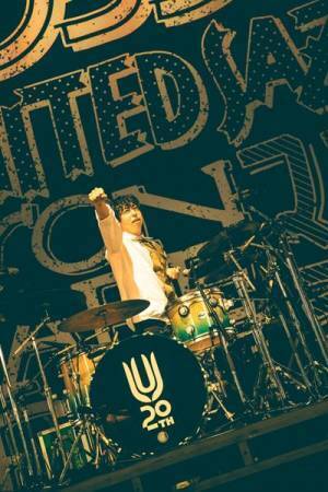 秋の対バンツアー2戦目、ユニゾン×ハンブレッダーズ真っ向勝負！なZepp Sapporo公演をレポート