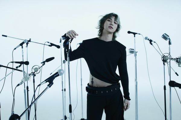 D-LITE、配信リリース「Umbrella(Japanese ver.)」のジャケットビジュアル公開