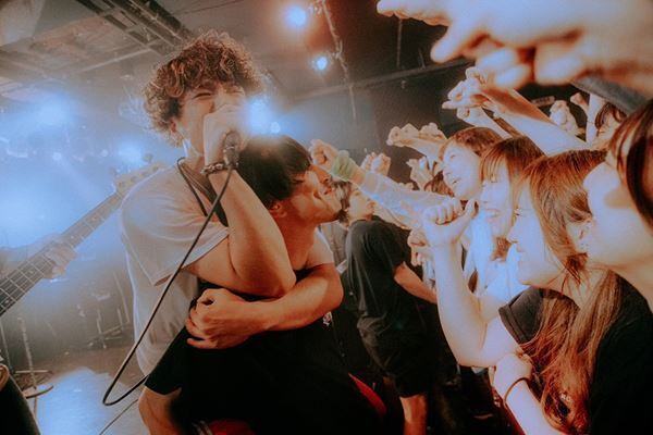 ジ・エンプティ 主催ツーマンイベント“ロマンティックナイト” HERO COMPLEX を迎えた東京編をレポート