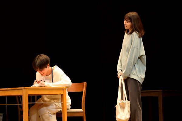 長澤まさみと森山未來の演じる夫婦の10年、『おどる夫婦』ゲネプロレポート