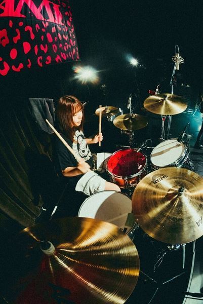 ぴあ初登場・つきみインタビュー「かわいいと思ってやってて辿り着いた先がギャルだった」新曲「LOVE KILLER」をひっさげて全国ツアーを開催