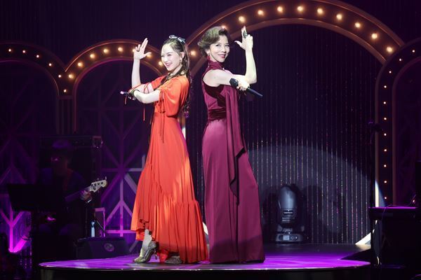 『Nostalgic Cabaret』開幕オフィシャルレポートが到着　レギュラーキャストのコメントも