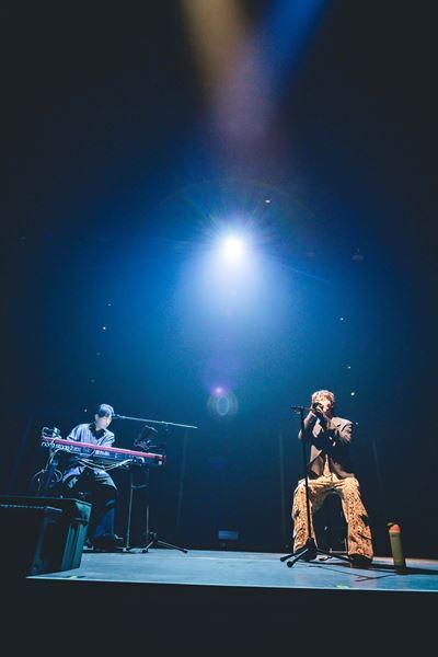 Ayumu Imazu、無限の才能を解放して5,000人を魅了した東京・国際フォーラム公演【オフィシャルレポート】