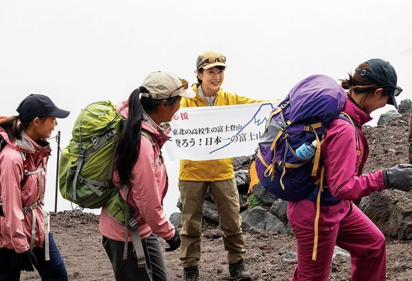 吉永小百合×佐藤浩市×天海祐希、名優たちによる人生賛歌『てっぺんの向こうにあなたがいる』──女性初のエベレスト登頂に成功した登山家・田部井淳子がモデル【おとなの映画ガイド】