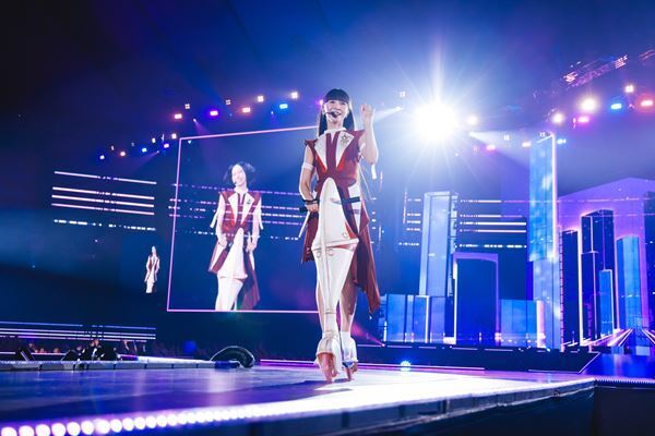 Perfume『ZO/Z5 Anniversary "ネビュラロマンス" Episode TOKYO DOME』この瞬間を心に刻んだ、活動休止前最後のライブ【オフィシャルレポート】