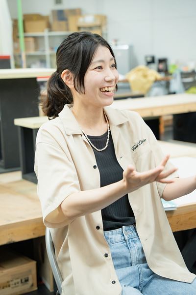 「はぐらかす」コミュニケーションが関係性を描き出す。iaku『はぐらかしたり、もてなしたり』横山拓也×瓜生和成×竹田モモコインタビュー