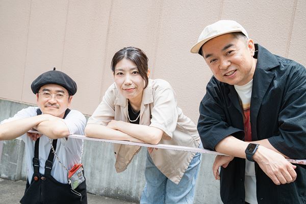 「はぐらかす」コミュニケーションが関係性を描き出す。iaku『はぐらかしたり、もてなしたり』横山拓也×瓜生和成×竹田モモコインタビュー