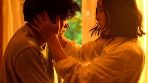 工藤梨穂監督作『オーファンズ・ブルース』『裸足で鳴らしてみせろ』のデジタル販売が決定