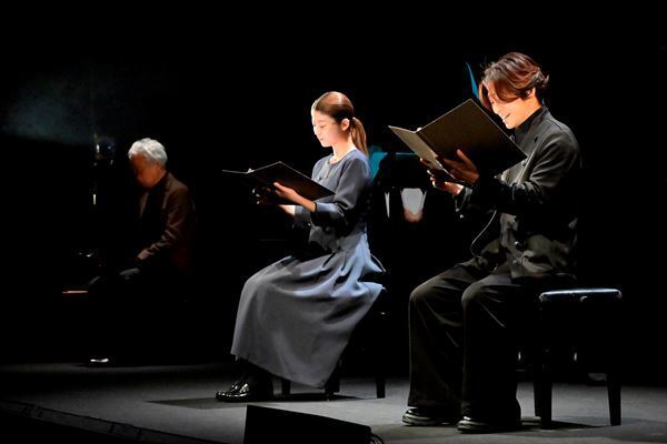 三宅健「愛することは、憎しみよりもはるかに力強い」 奏劇vol.4『ミュージック・ダイアリー』舞台写真＆コメントが到着