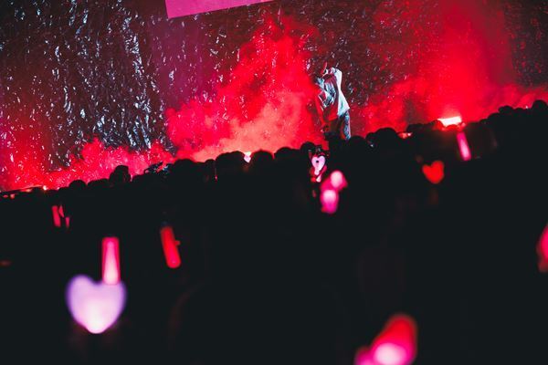 岩橋玄樹、29歳バースデーライブでメジャーリリース発表も「芸能活動16年ステージでこんな祝ってもらえてうれしいです」立川ステージガーデンの模様をレポート