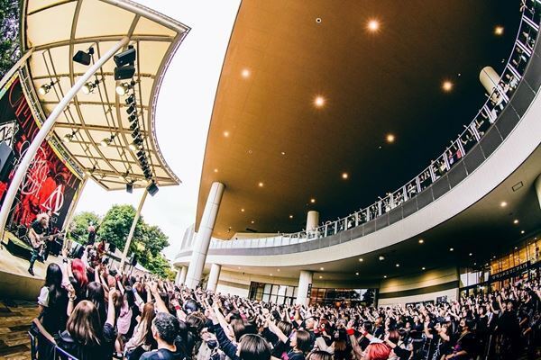 DIAURA × ΛrlequiΩ、来年2月恵比寿リキッドルームでツーマンライブ開催