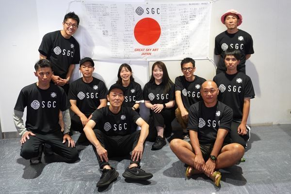 革新的“花火フェス”「SKY ORCHESTRA in SUNSET BEACH PARK INAGE」をプロデュースする花火師たちが「モントリオール国際花火競技大会」へ出発