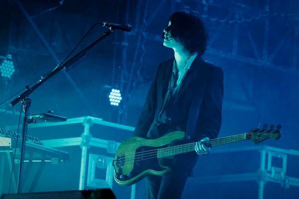 [Alexandros]、2025年初ライブでドラマ主題歌「金字塔」を初披露【オフィシャルレポート】