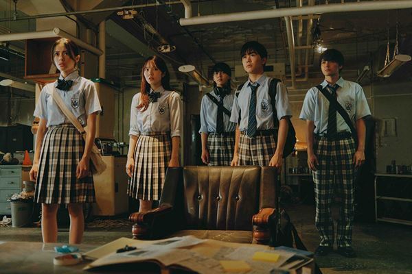 橋本環奈、眞栄田郷敦ら出演『カラダ探し THE LAST NIGHT』恐怖迫る場面写真9点＆劇場バナーが公開