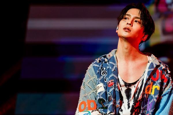 ONE N’ ONLY　武道館で迎えたツアーファイナルで掲げた新たな目標「3年後ドームに！ 一緒に同じ夢を見ていてください」『LIVE TOUR 2025 ||:ONE N' ONLY:||』ファイナル公演レポート