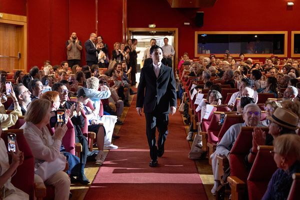 『国宝』カンヌ国際映画祭公式上映で止まぬ拍手　吉沢亮「すごく胸に来るものがあった」