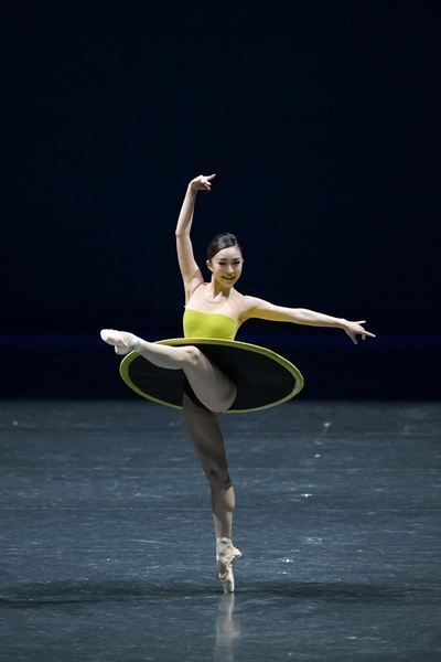 『不思議の国のアリス』アリスの母／ハートの女王に抜擢　新国立劇場バレエ団山本涼杏が語る、新たなチャレンジ