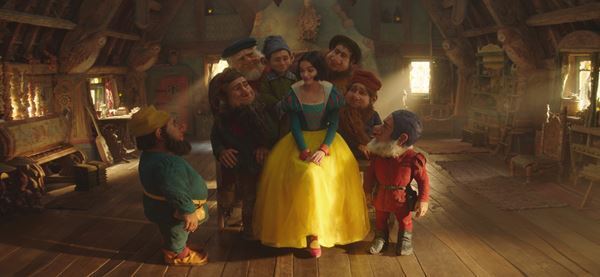 実写映画『白雪姫』大塚明夫、小島よしお、浪川大輔らが“7人のこびと”の声優に！ 喜びのコメントも到着
