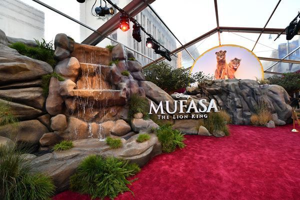 『ライオン・キング：ムファサ』ワールドプレミアが開催　ビヨンセ親子＆Travis Japan松田元太らがレッドカーペットに集結