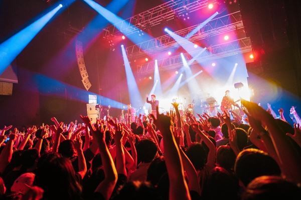 ハマ･オカモト活動再開！ OKAMOTO'Sの47都道府県ツアーがスタート【オフィシャルレポート】