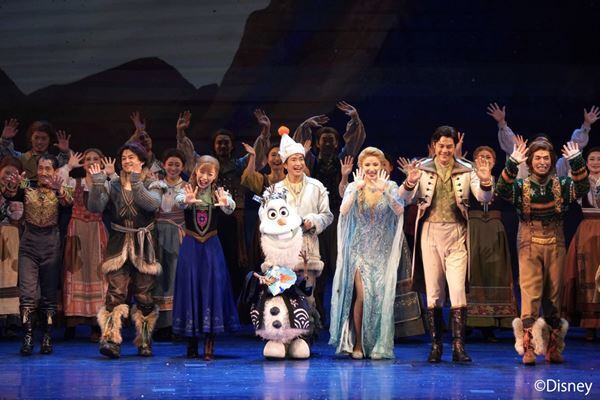 ディズニーミュージカル『アナと雪の女王』日本上演4周年記念カーテンコールを実施