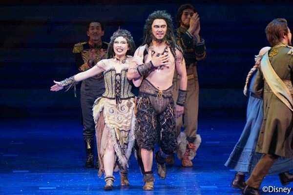 ディズニーミュージカル『アナと雪の女王』日本上演4周年記念カーテンコールを実施