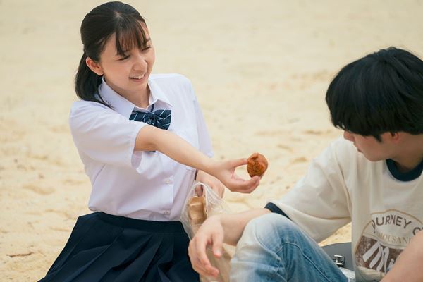 赤楚衛二×上白石萌歌共演の映画『366日』愛の軌跡を辿る場面写真8点公開