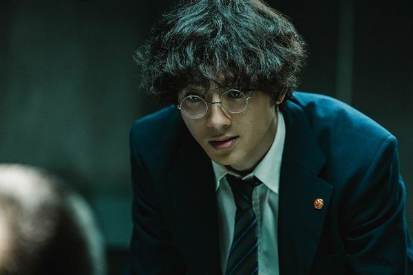 山田裕貴×佐藤二朗の競演！『爆弾』──この秋最もスリリングなサスペンス【おとなの映画ガイド】