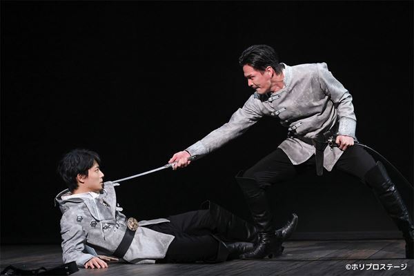 藤原竜也が全身全霊で挑む　彩の国シェイクスピア・シリーズ2nd Vol.2『マクベス』開幕レポート到着