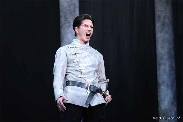 藤原竜也が全身全霊で挑む　彩の国シェイクスピア・シリーズ2nd Vol.2『マクベス』開幕レポート到着