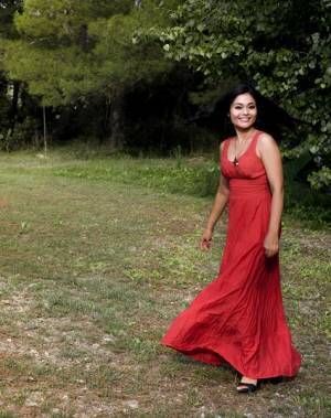 いま最も聴くべきメゾ・ソプラノ脇園彩のロッシーニ《チェネレントラ》！新国立劇場のオペラ新シーズンまもなく開幕