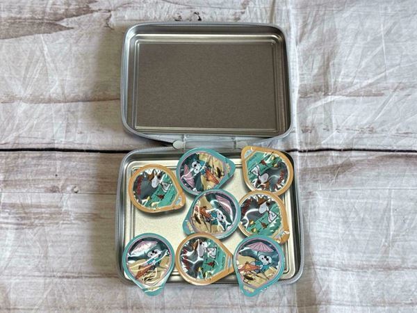 カルディ×スヌーピー新作、トートバッグなど実用的なグッズが付いたお菓子セット2選