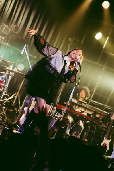 結成10周年・フレンズ、“バンドへの愛を改めて証明してみせた”全国ツアー大団円「この先もみなさんと一緒に音楽の旅を続けたいと思います！」【ライブレポート】