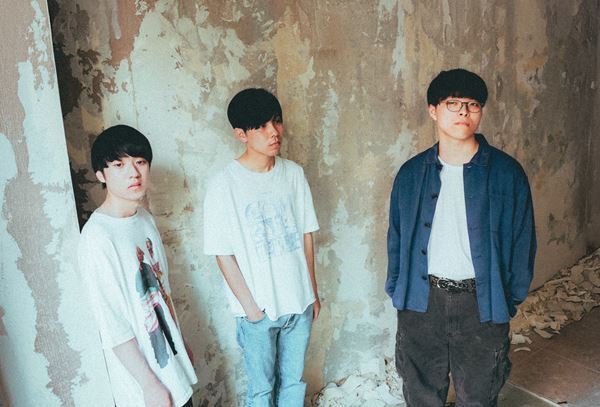 hardnuts、1stフル・アルバム『Ark』から「morphium」と「iv」の2曲を繋いだミュージックビデオを公開