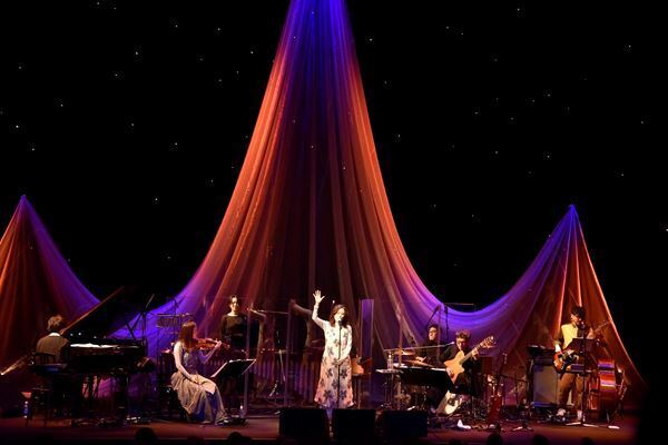 原田知世、ミニ・アルバム『カリン』発売記念ライブを開催　 音楽活動の充実ぶりを示す、伸びやかなボーカルで満員の観客を魅了【オフィシャルレポート】