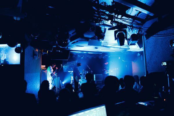 若手バンドを応援する『Grasshopper vol.36』Pastel Tang Club、liquid people、oh!! 真珠sの3組が響かせた下北沢熱狂の夜をレポート