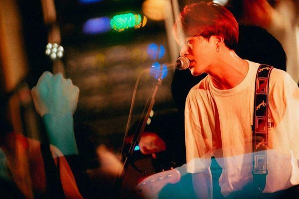 前髪ぱっつん少年×MOCKEN×UtaKata 現在地の異なるオルタナティブが交わる"交差点"を見た！『Grasshopper』オフィシャルレポート