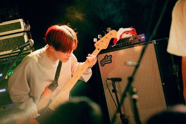 前髪ぱっつん少年×MOCKEN×UtaKata 現在地の異なるオルタナティブが交わる"交差点"を見た！『Grasshopper』オフィシャルレポート