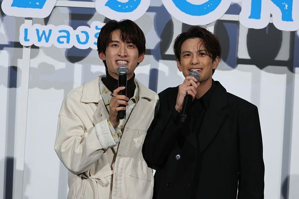 森崎ウィン×向井康二の手で『（LOVE SONG）』がついに完成！ 大ヒット御礼舞台挨拶開催