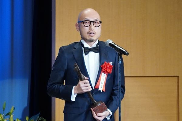 【第32回読売演劇大賞】大賞は木場勝己「何かの手違いじゃないでしょうか」と喜び