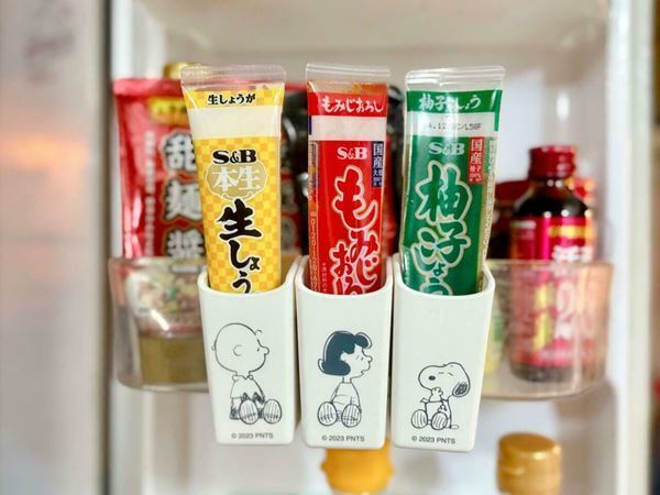 ニトリ×スヌーピーの実用グッズがかわいくて超便利！　チューブホルダーやフードコンテナなどおすすめアイテム3選