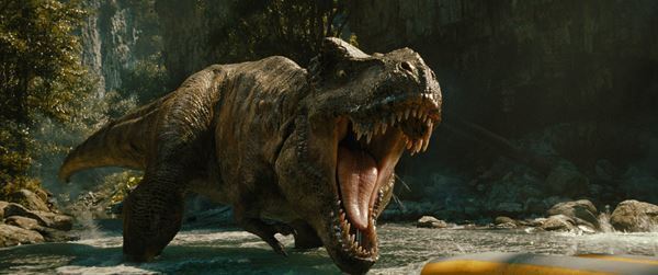 『ジュラシック・ワールド』最新作いよいよ公開に！　来日した監督＆脚本家にそのウラ側を聞く！